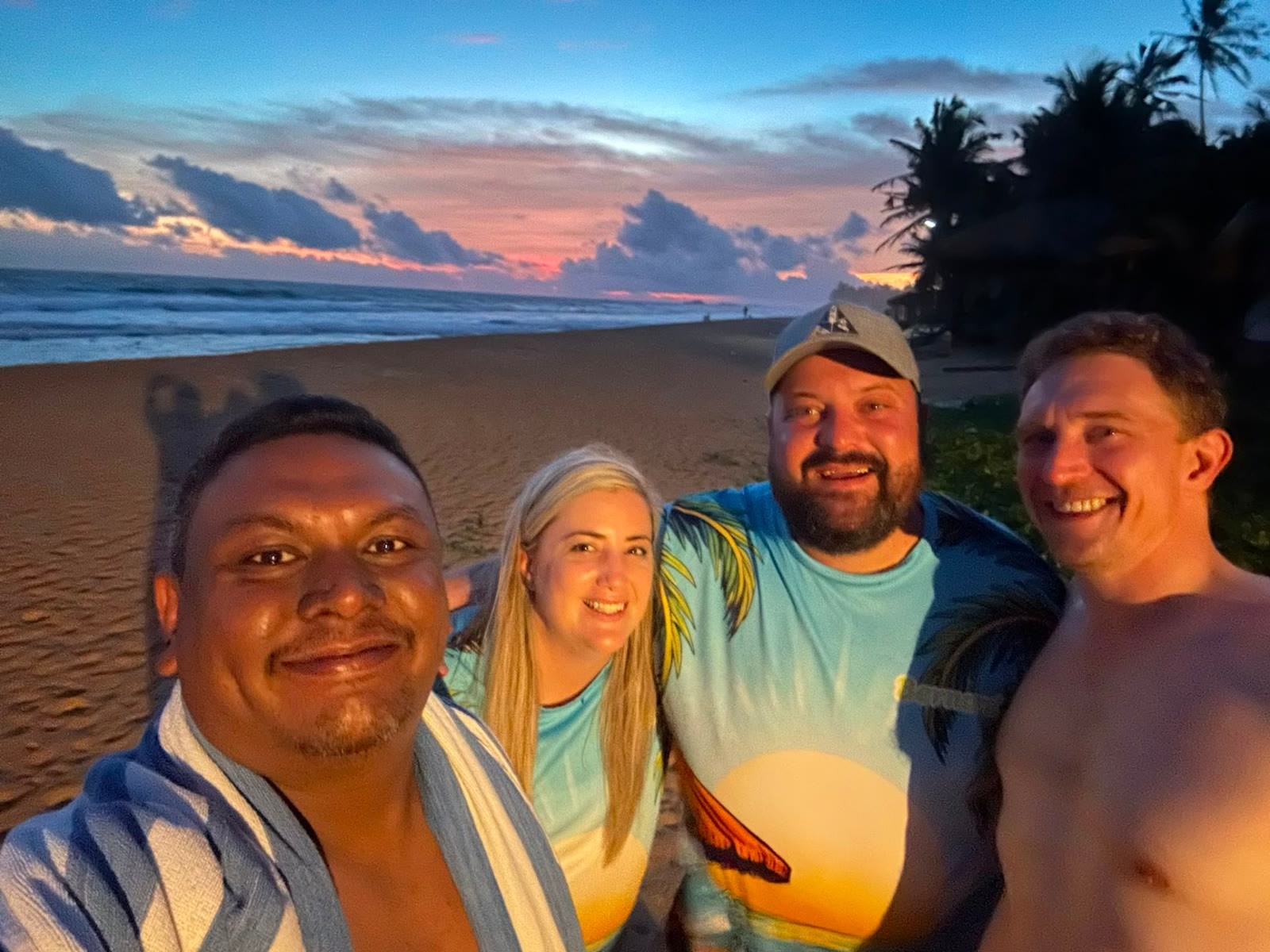 Salt, sun, nothing scheduled — Paradise Crawl photo 2